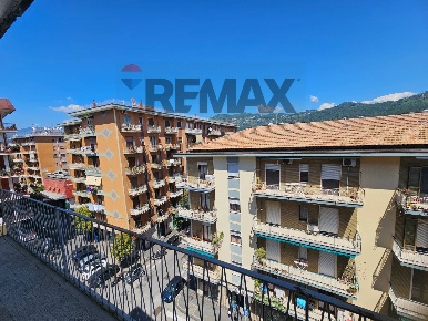Foto Appartamento in Via Santa Margherita 36/H, Salerno di 140 m²
