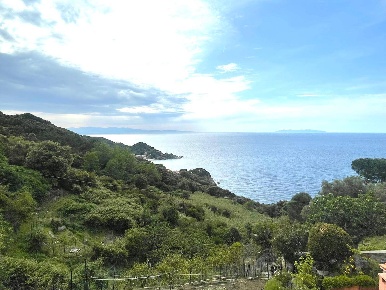 Foto Terreno residenziale a Marciana di 1200 m² in vendita