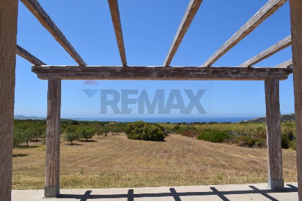 Foto Rustico a Aglientu di 434 m² con 20 locali in vendita