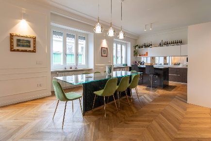 Foto Appartamento in Via Alessandro Manzoni, Torino Cittadella di 197 m²