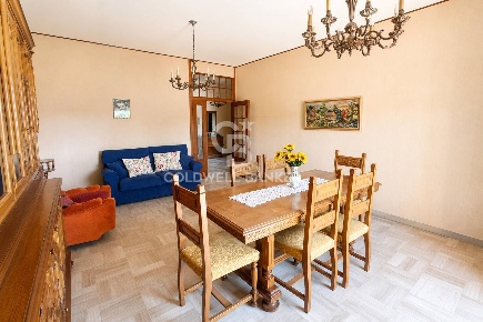 Foto Appartamento in Viale Martiri della Libertà, Pergola Centro di 155 m²