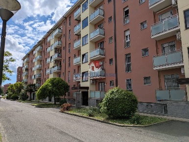 Foto Appartamento in Via Ugo Betti 105, Milano Gallaratese di 88 m²