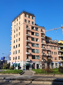 Foto Negozio in Via Caterina da Forlì, Milano Gambara di 45 m² con 2 locali