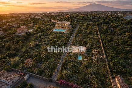 Foto Terreno agricolo in Via Biscari, Aci Castello Centro di 10034 m²