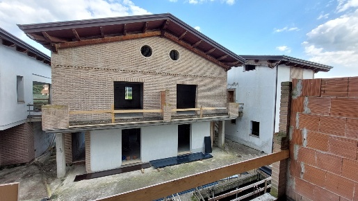 Foto Appartamento in delle pianacce, Roccastrada di 105 m² con 4 locali