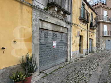 Foto Box in Via Esterna 17, Chiaramonte Gulfi Centro di 18 m² con 1 locali