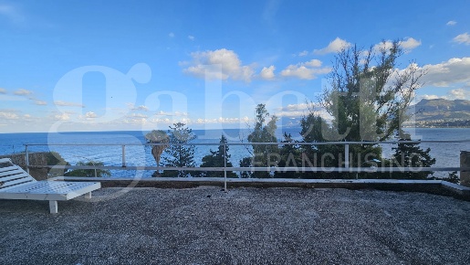 Foto Appartamento in Strada Statale 113 snc, Santa Flavia Centro di 49 m²