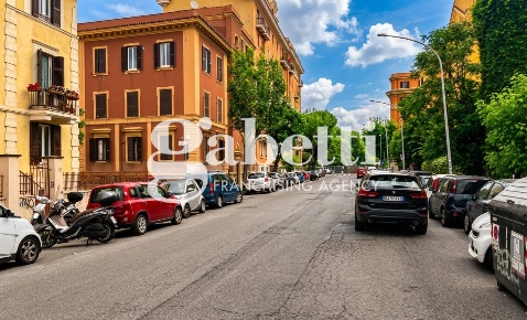 Foto Appartamento in Via SANNIO 58, Roma San Giovanni di 67 m² con 2 locali