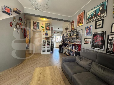 Foto Appartamento in Via del Francolino 24, Roma di 71 m² con 3 locali
