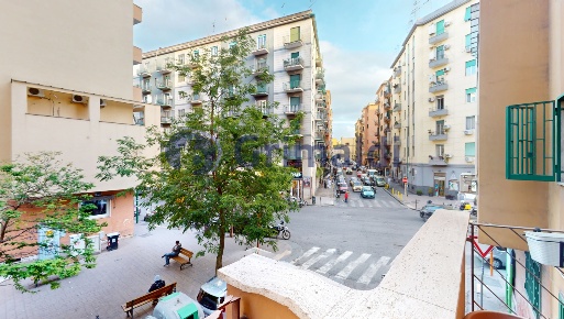 Foto Appartamento in Francesco Cilea, Napoli Vomero di 90 m² con 3 locali