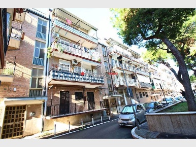 Foto Appartamento in Via Rione Dei Preti 2, Foggia di 95 m² con 3 locali