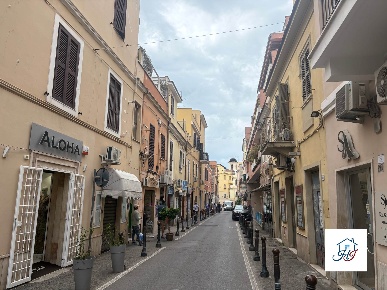 Foto Appartamento in via romana 67, Nettuno Centro di 102 m² con 5 locali