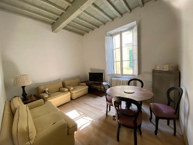 Foto Appartamento a Firenze Santa Croce di 75 m² con 5 locali in affitto