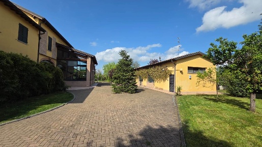 Foto Casa indipendente a Parma San Lazzaro, Cittadella di 800 m² in vendita