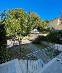 Foto Appartamento a Rosignano Marittimo di 91 m² con 3 locali in vendita