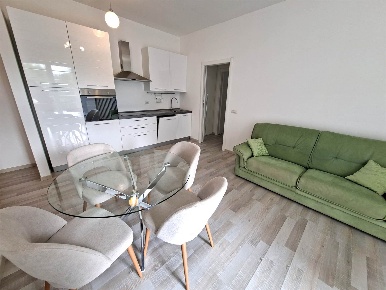Foto Appartamento in via martiri llibertà, Arona Centro di 90 m² in affitto