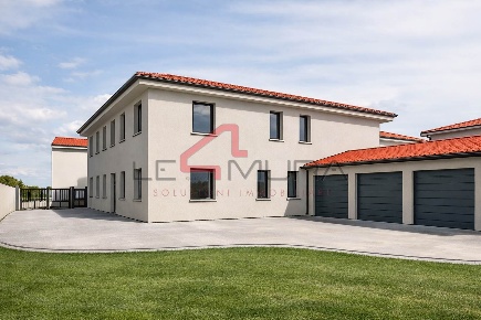 Foto Appartamento a Nogara Centro di 90 m² con 3 locali in vendita