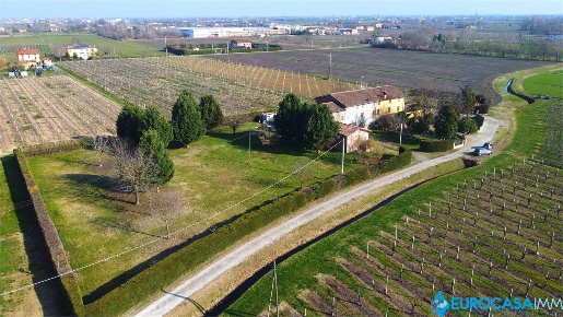 Foto Stanza in via Della Rosa, Carpi in vendita
