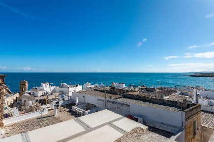 Foto Appartamento in largo palmieri 23, Monopoli Centro di 90 m² in vendita