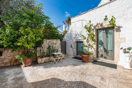 Foto Trullo in Via Giusti, Alberobello Centro di 103 m² con 3 locali