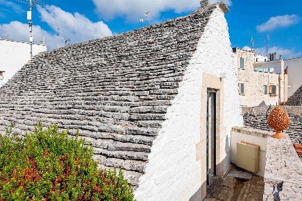 Foto Trullo in Via Giusti, Alberobello Centro di 103 m² con 3 locali