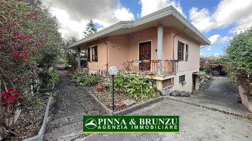 Foto Appartamento in via veira, Palmas Arborea Centro di 173 m² in vendita