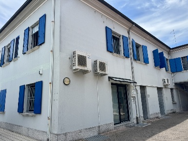 Foto Ufficio in Via Melozzo da Forlì 36, Rimini di 91 m² con 3 locali