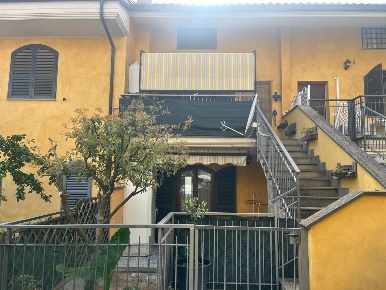 Foto Appartamento in Via Colle Girello 15/B, Palestrina di 50 m² in vendita