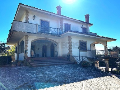 Foto Villa unifamiliare in Via Luigi Russo 36, Caltanissetta Centro