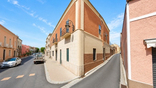 Foto Magazzino a Monserrato di 163 m² in vendita