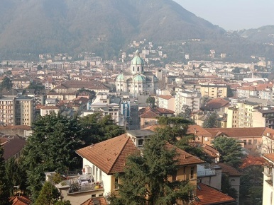 Foto Appartamento a Como Valduce - Crispi di 90 m² con 3 locali in affitto