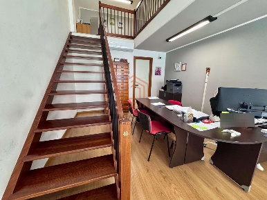 Foto Negozio in Via Pontinia, Latina Piccarello di 50 m² in affitto