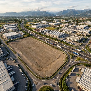 Foto Terreno industriale a Santo Stefano di Magra di 15000 m² in vendita