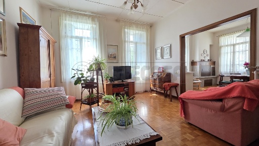 Foto Appartamento a Valdagno Centro di 116 m² con 5 locali in vendita