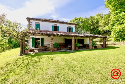 Foto Rustico in Via del Boschetto 3, Poggio Torriana Torriana di 210 m²
