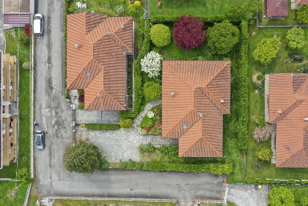 Foto Villa unifamiliare in Via Loreto 86, Lanzo Torinese di 210 m²