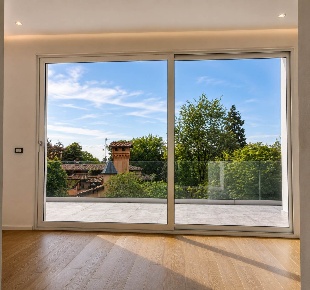 Foto Attico a Casalecchio di Reno Talon, Croce di 149 m² con 5 locali