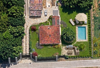 Foto Villa bifamiliare a Cavezzo di 200 m² con 6 locali in vendita