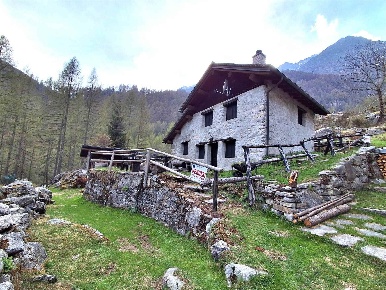 Foto Rustico in Valle del Drogo, San Giacomo Filippo di 99 m² con 4 locali