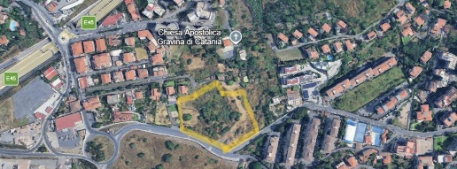 Foto Terreno industriale in Via Carrubella, Gravina di Catania di 6252 m²