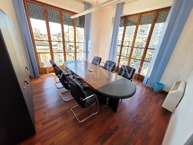 Foto Ufficio a Giulianova di 88 m² con 3 locali in affitto