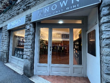 Foto Negozio in Via del Romito, Firenze di 65 m² con 2 locali in vendita