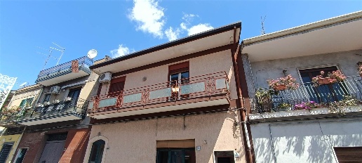 Foto Appartamento a Trecastagni di 94 m² con 2 locali in vendita