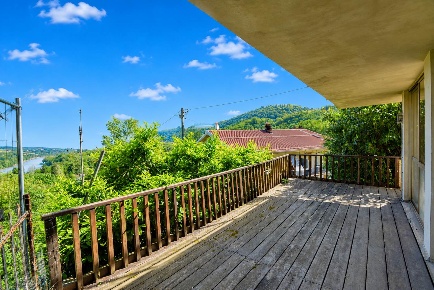 Foto Villa bifamiliare a Rivergaro di 203 m² con 4 locali in vendita