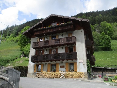 Foto Appartamento a Vilminore di Scalve di 163 m² con 4 locali in vendita