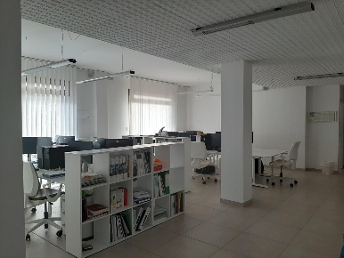 Foto Ufficio a Pisa Semicentro di 160 m² con 1 locali in affitto