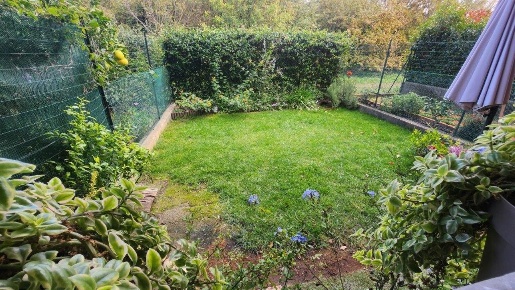 Foto Appartamento a Cascina Semicentro di 81 m² con 5 locali in vendita