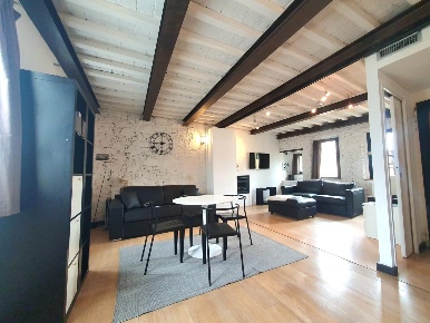 Foto Appartamento a Lucca Piazza Anfiteatro - Torre Guinigi di 51 m²