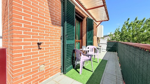 Foto Appartamento a Montecatini-Terme di 65 m² con 4 locali in vendita