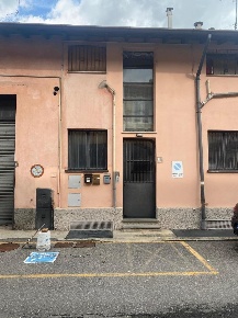 Foto Appartamento a Romano di Lombardia Centro di 136 m² con 4 locali